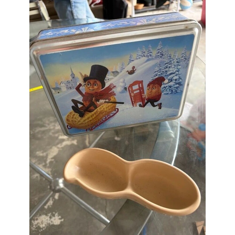 1989 Planters Nuts Winter Sledding Collectible Tin